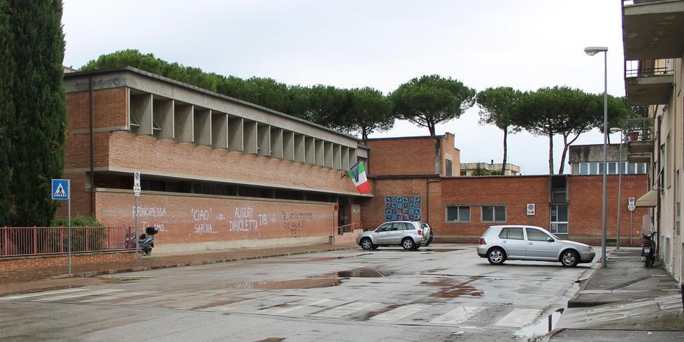 Un milione di euro per adeguare la scuola media 