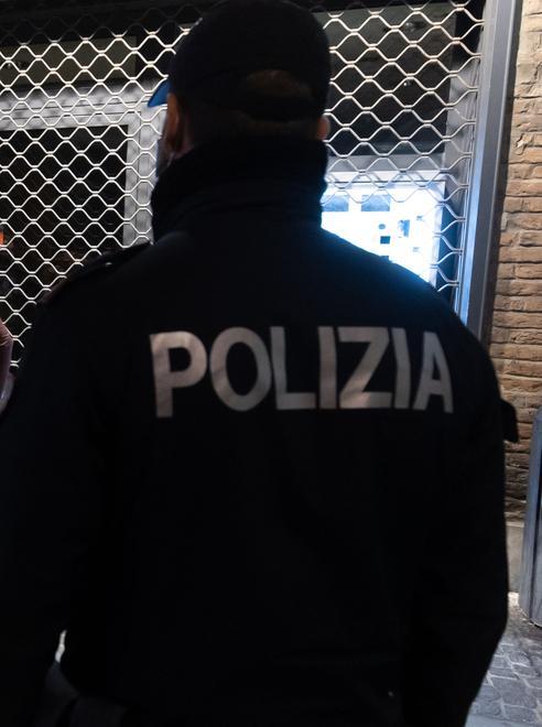 Balli e assembramenti Chiuso il “Barracuda”