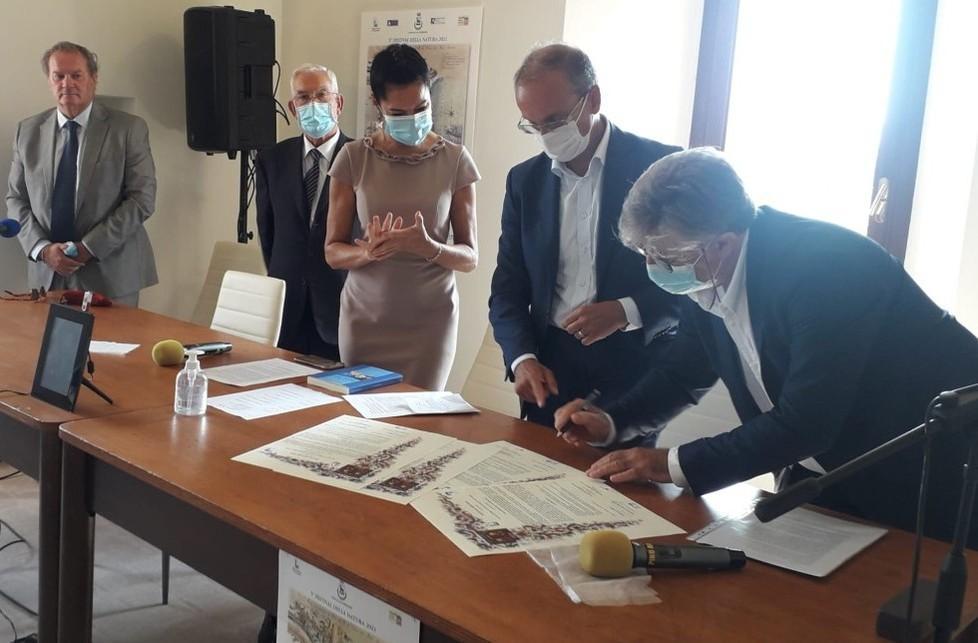 Incidente e poi code La Superstrada chiusa per due ore 
