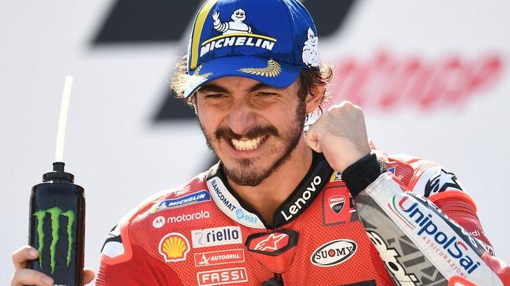 Fernandez e Foggia s’impongono in Moto2 e 3