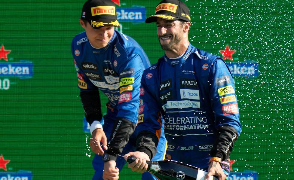 Scontro e paura Max e Lewis rischiano grosso 