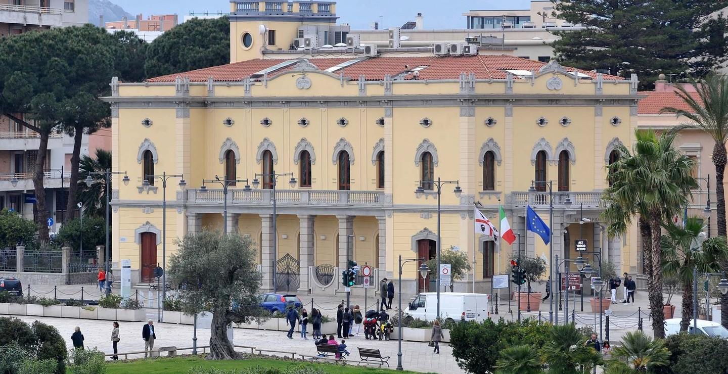 Comunali a Olbia, campagna elettorale al via: primi duelli Nizzi-Navone 