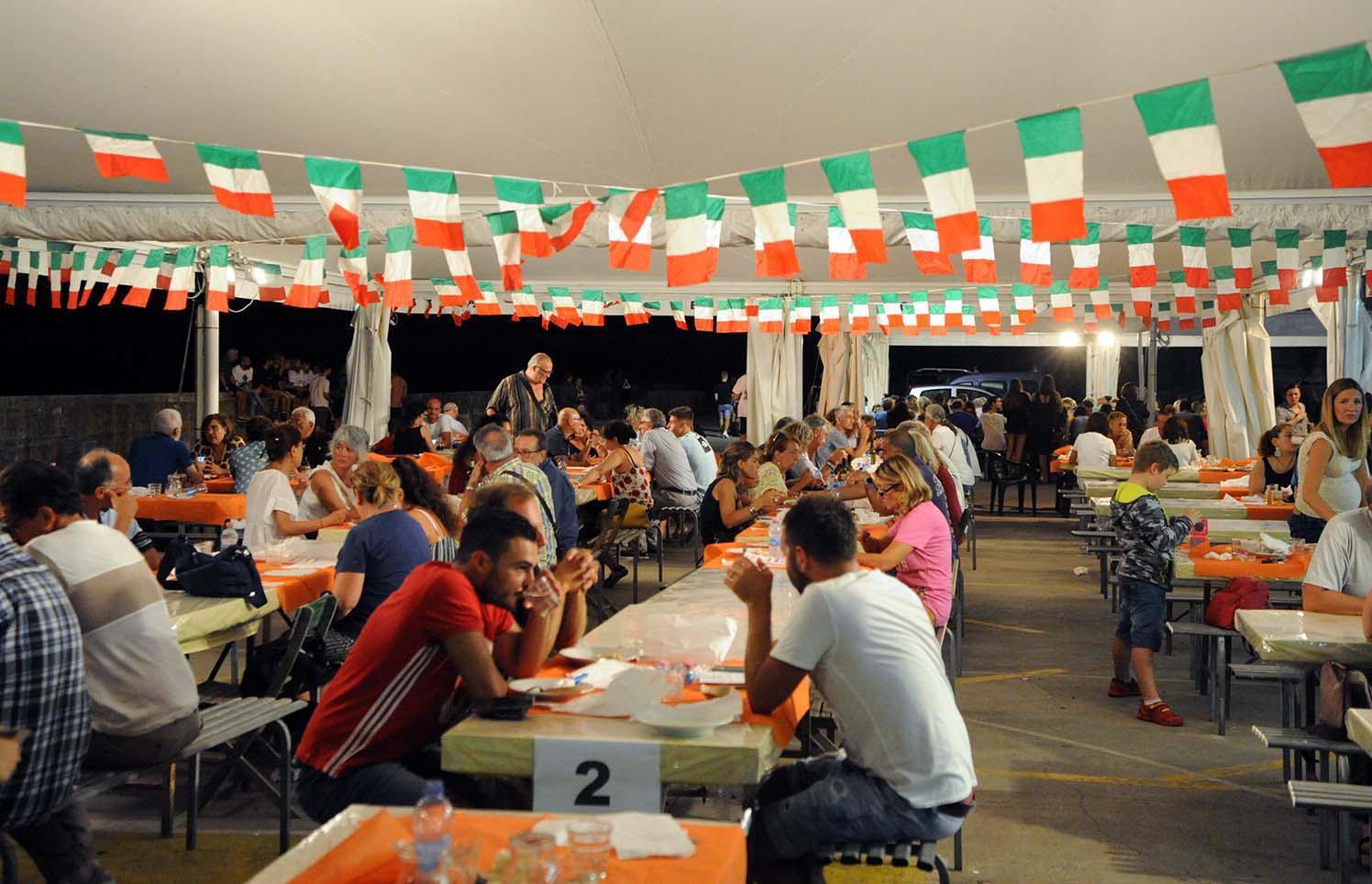 Una festa dell’Unità. Per il Pd resta una tradizione