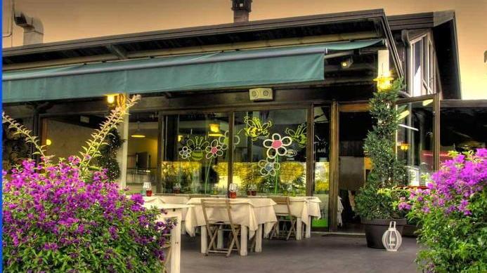 Ladro colpisce al “Basilico fresco” e in altre attività