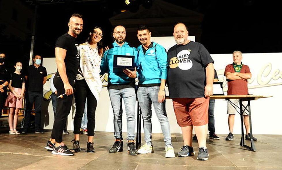 Targa, giuria e voto social premiano il carro del Ponte
