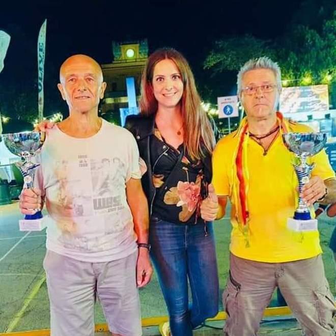 Il calciobalilla entusiasma Tanti gol e trofei alzati