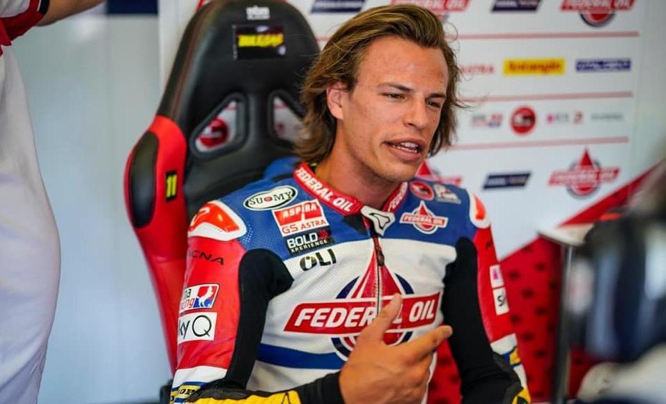 Un guasto meccanico ferma Nicolò Bulega sul circuito di Aragon