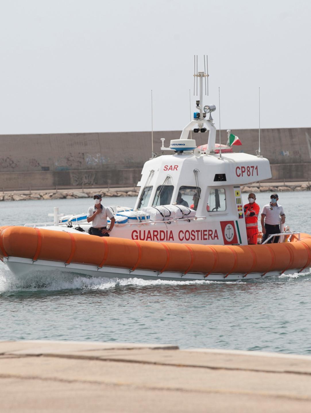 Tre pescatori di frodo colti sul fatto 