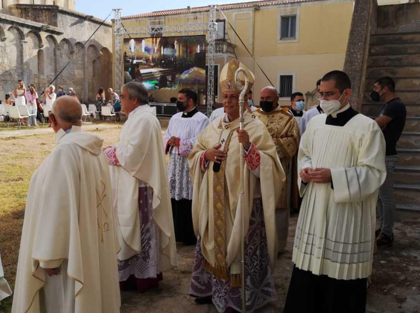 Ordinati diaconi quattro giovani seminaristi 