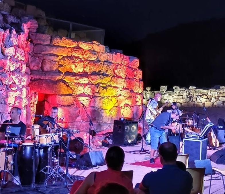 Dal rock alla poesia, con Grazia Di Michele e i Cordas et Cannas