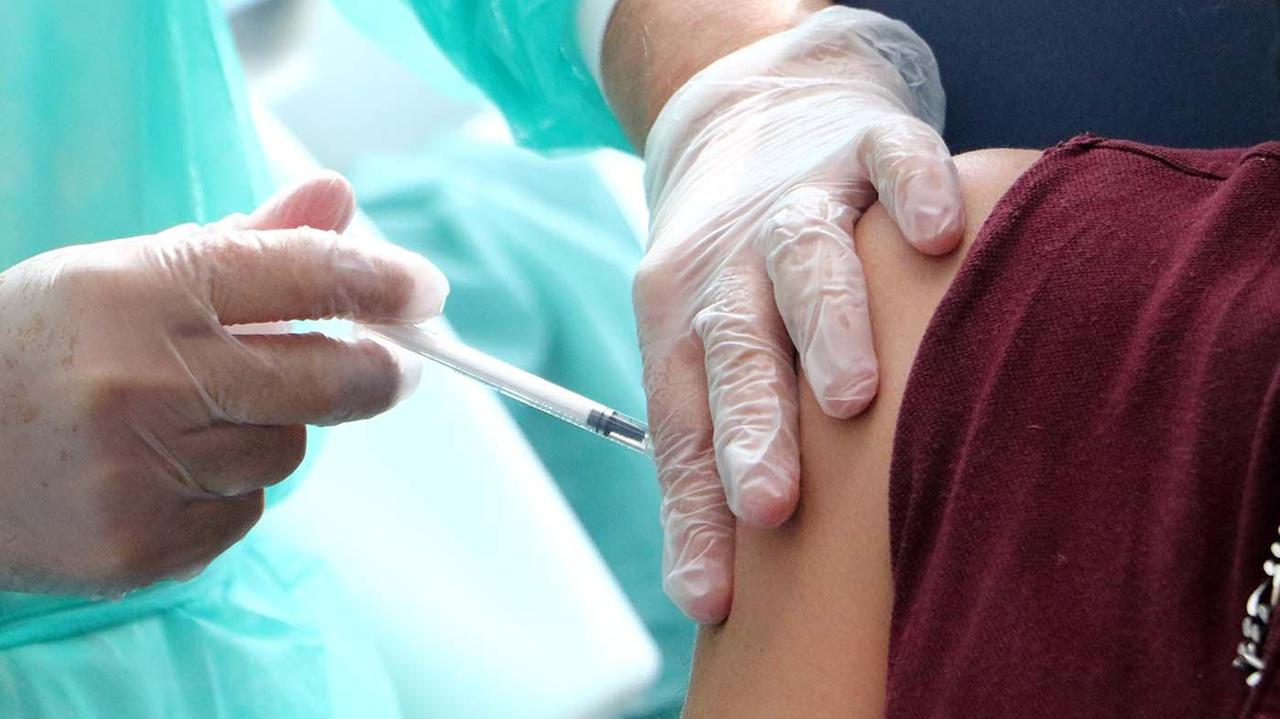 In Toscana vaccinati solo metà dei ragazzi tra i 12 e i 16 anni