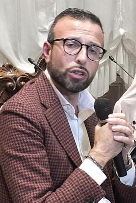 Il Pd non rinuncia alla sua festa cene e dibattiti col Green pass