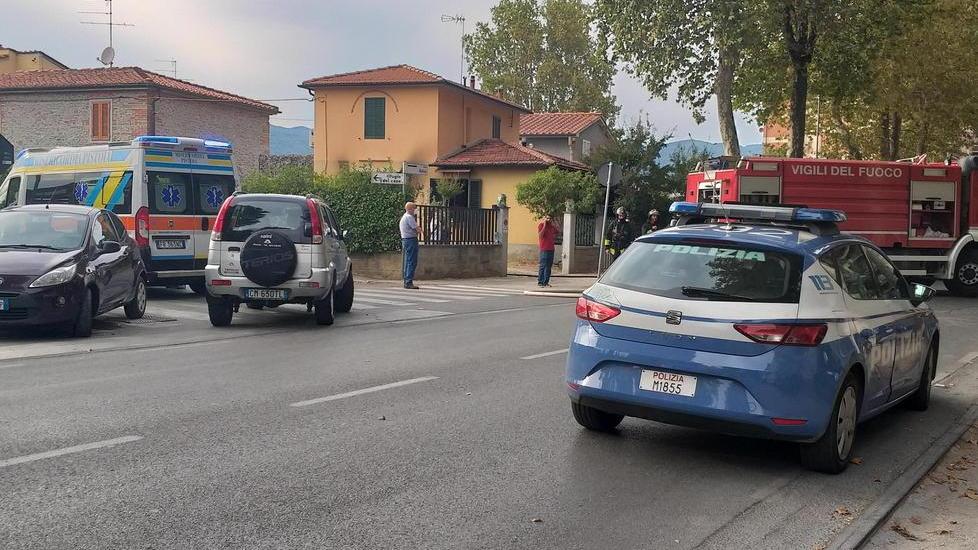Villetta in fiamme paura in viale Adua