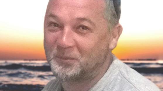 Morì nell’incidente d’auto Oggi i funerali di Jonny