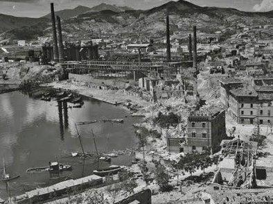 Portoferraio distrutta durante la Seconda guerra mondiale