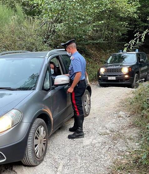 I 67 partecipanti al “rave” messi al bando per tre anni dal territorio comunale 