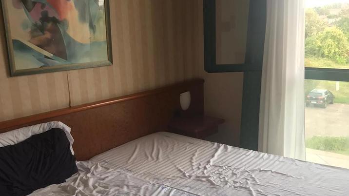 «L’albergo covid è come stare in galera»