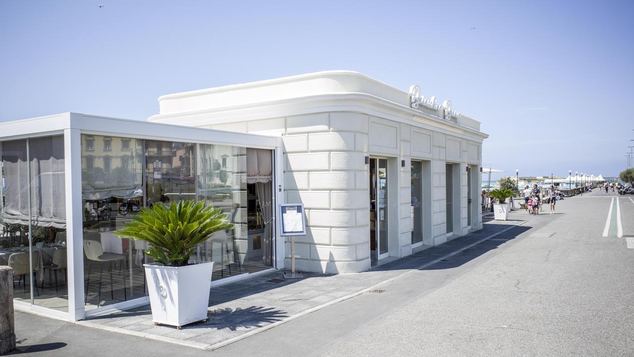 La Baracchina bianca (foto Marzi/Archivio Tirreno)