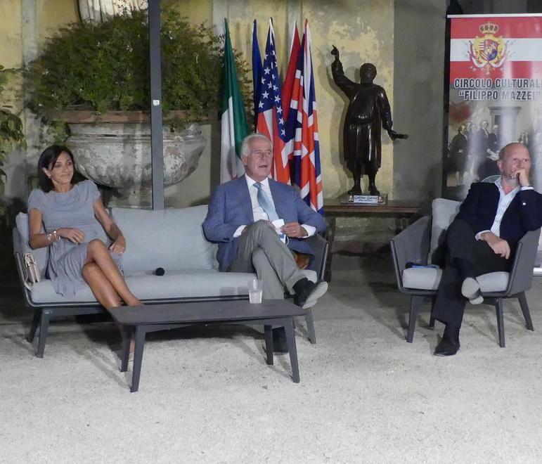 Anche la Pisaniana celebra Dante Alighieri E Sgarbi si lancia nel parallelo con Giotto
