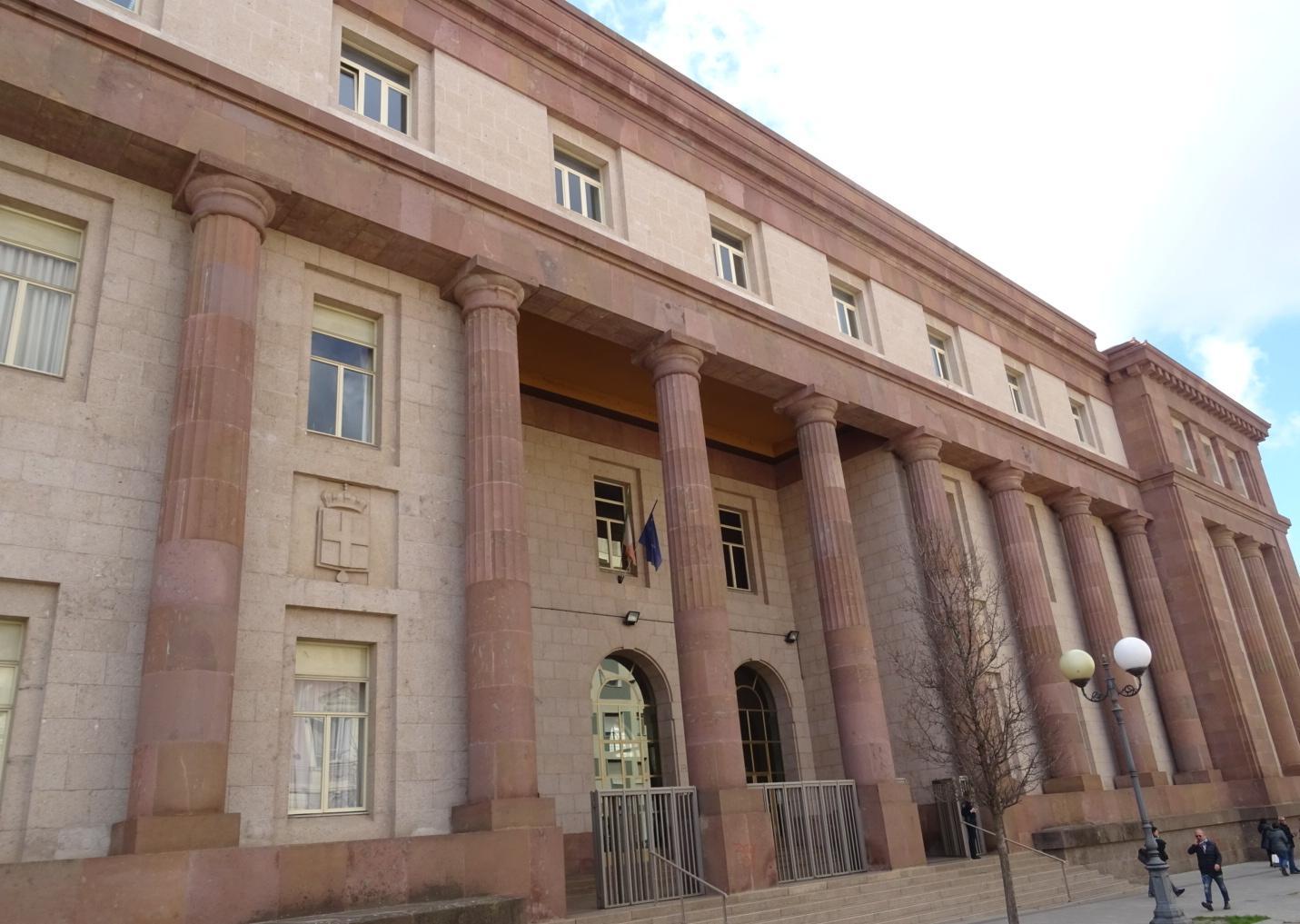 Addio alla segretaria degli avvocati 