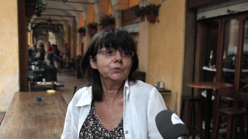 Prende l’aperitivo con un killer della mafia: la pm Ferretti allontanata da Modena