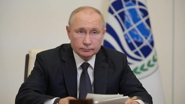 Russia: Cremlino, Putin ha espresso il suo voto online