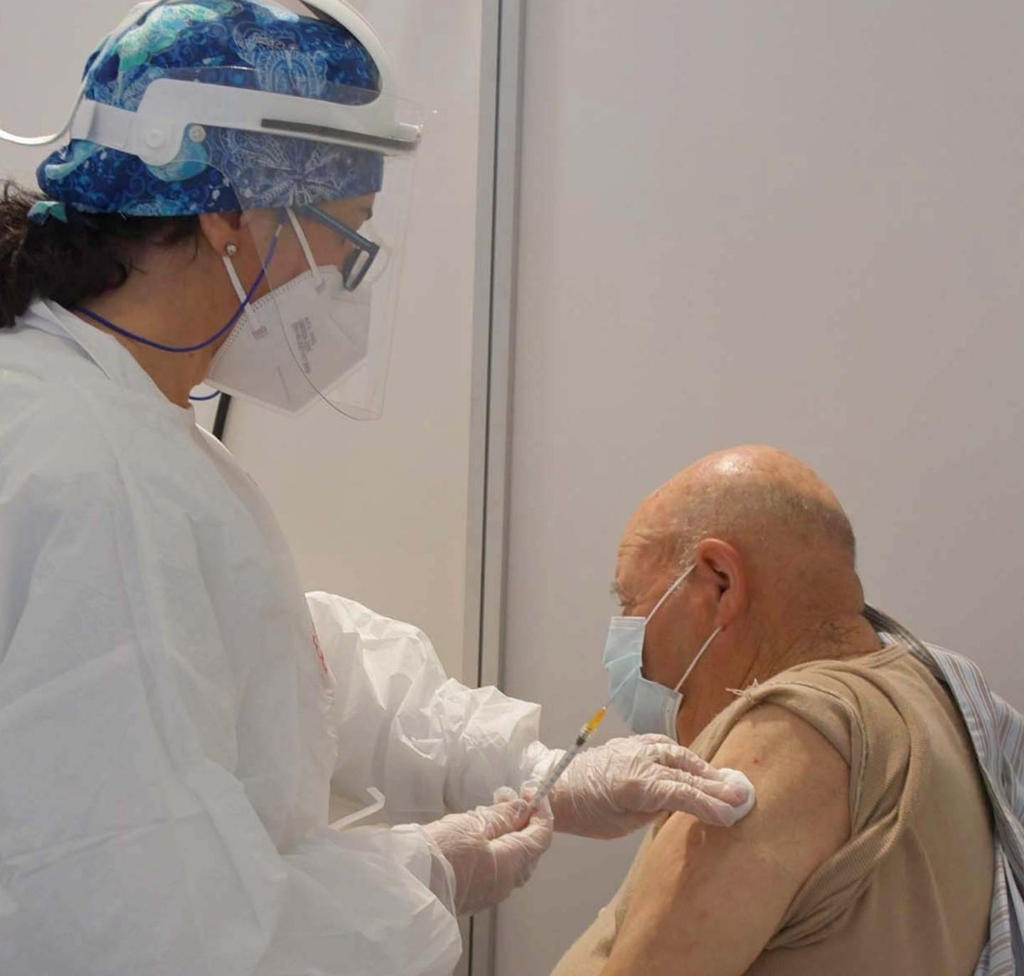 Nella gestione dei vaccini spicca il “modello Sassari” 