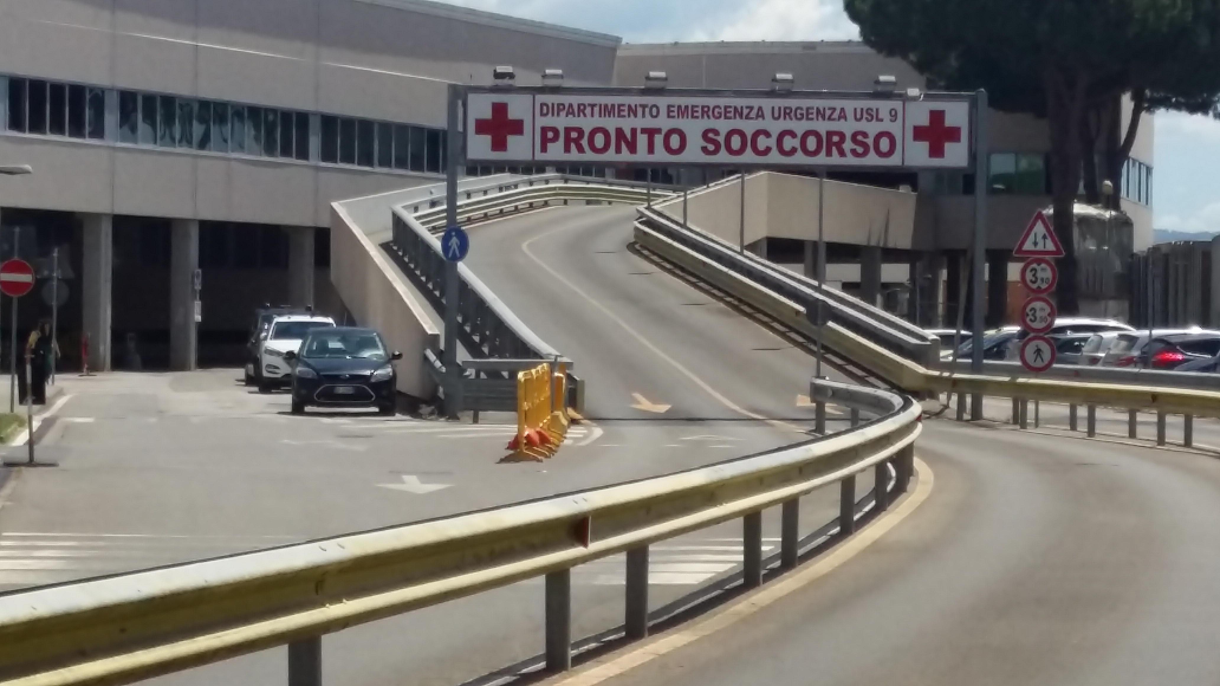 L'ingresso del pronto soccorso dell'ospedale Misericordia di Grosseto