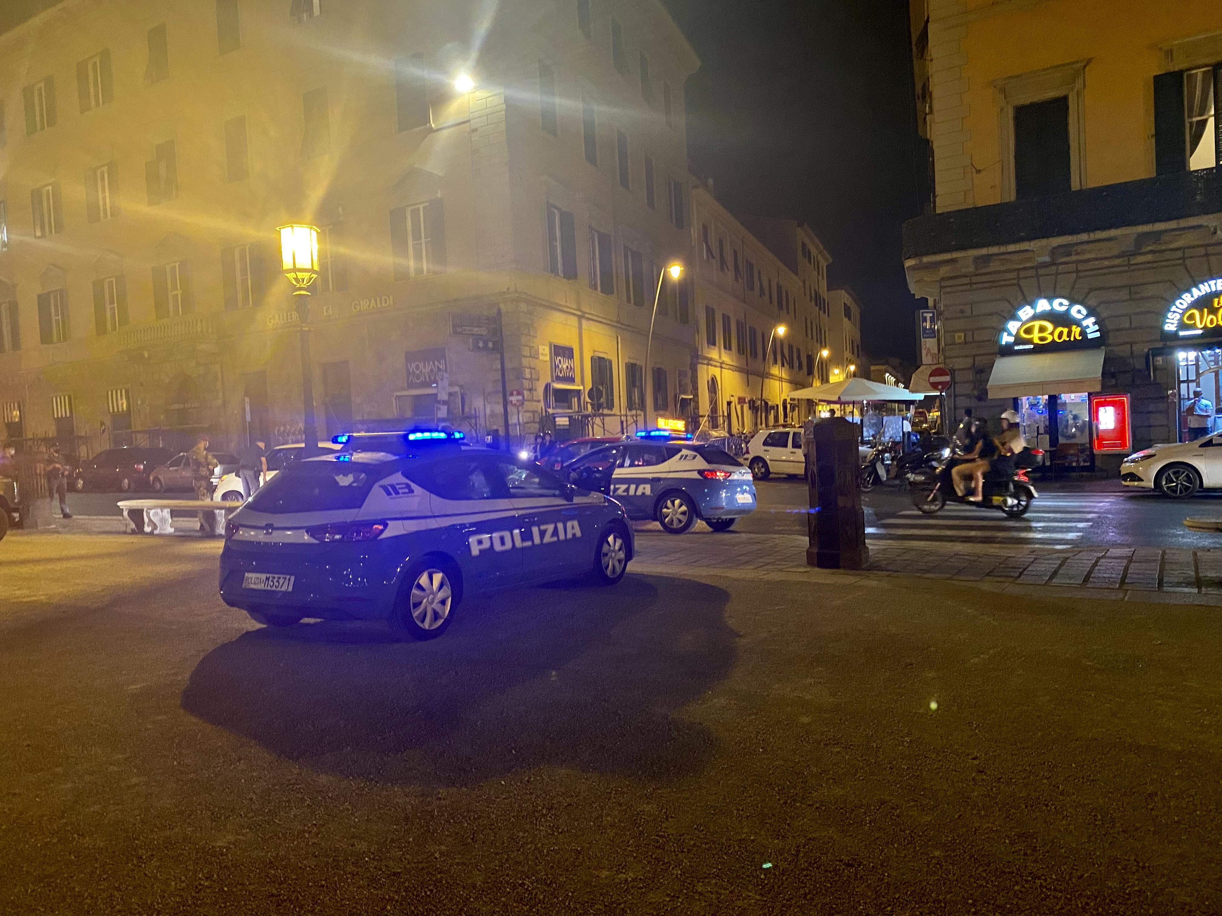 Sudditi dell’indifferenza nel “ghetto” del centro: ecco com'è nata la guerriglia che ha sconvolto Livorno  