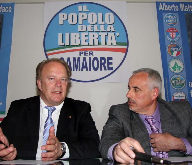 Strappati i manifesti di Ceragioli 