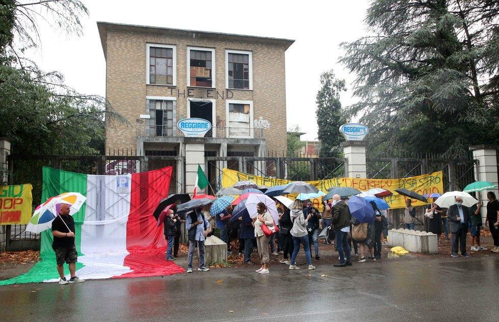 «Alle Ex Reggiane un fallimento Il sindaco si dimetta» 