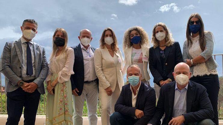 Un gruppo di partecipanti al convegno che si è tenuto a villa Giorgia