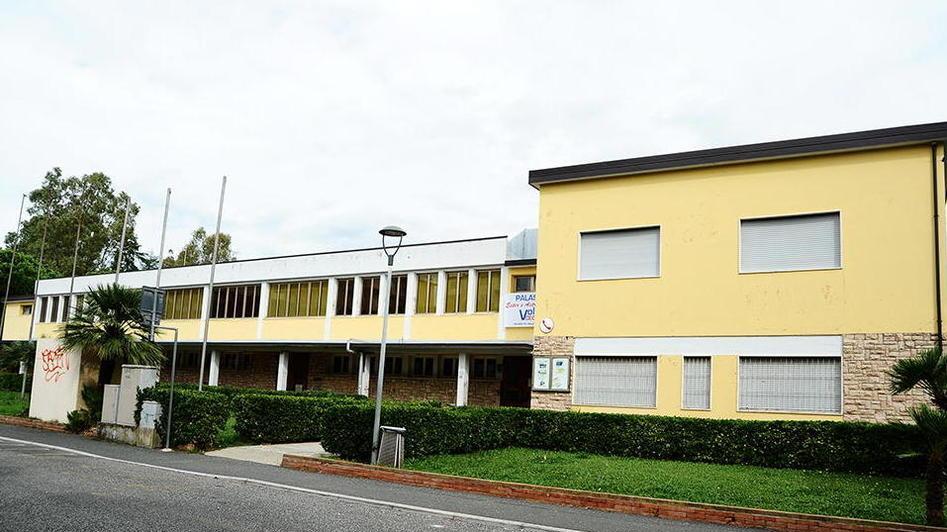 Palestre e pista di atletica sono assegnate alle scuole