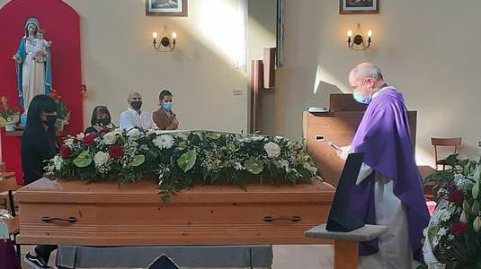 «Sarai sempre nei nostri cuori» Il commovente addio a Marco