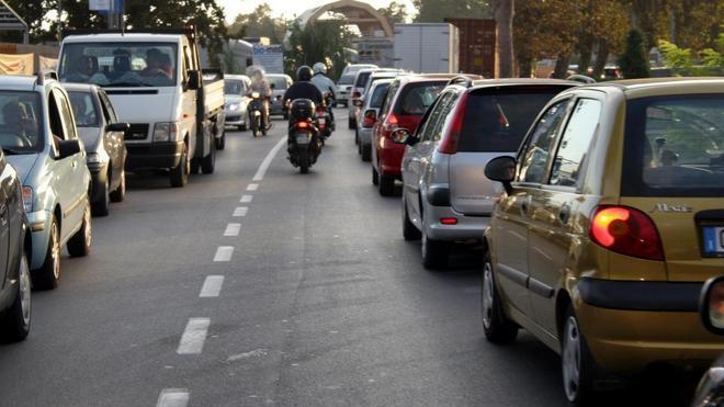 Risparmiare sui viaggi in auto? Chiedi un passaggio sul web