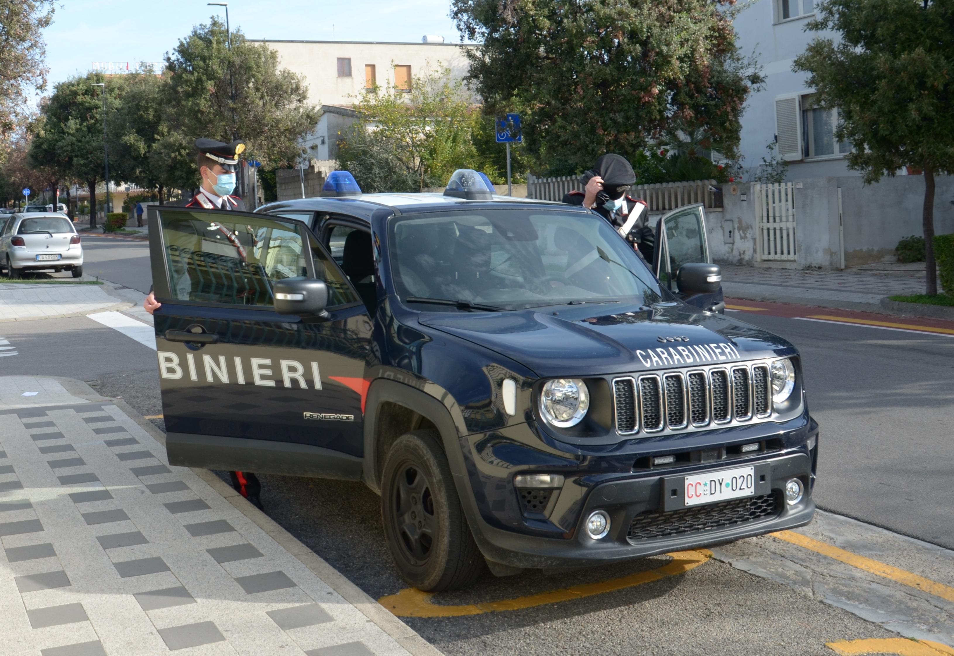 Uta, rave party con 50 giovani bloccato sul nascere dai carabinieri 