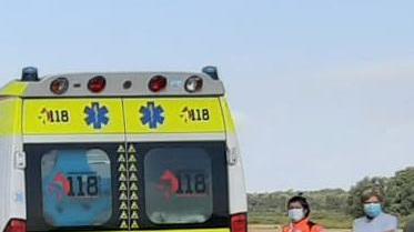 Donna accusa un malore e muore in ambulanza