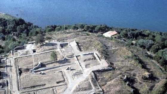 Elba, gli universitari nella Villa a caccia di tracce dell’antica Roma