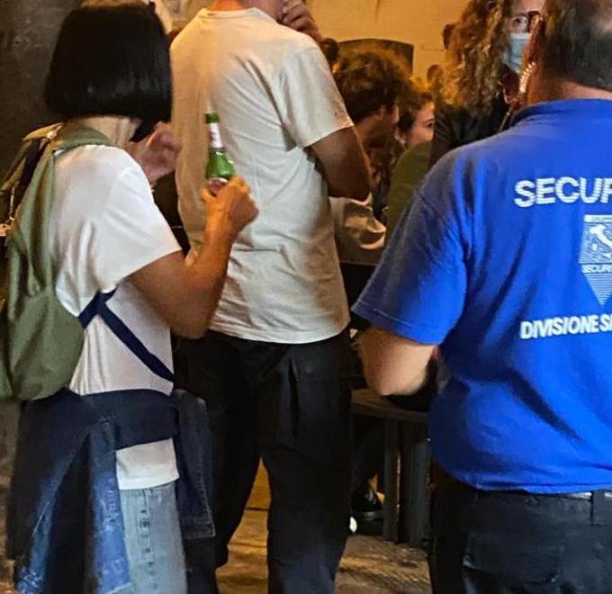 Serve drink alcolico a 15enne, denunciato commerciante 