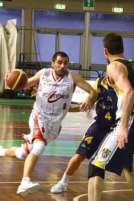 Coach Russo rammaricato: «Mi assumo tutte le responsabilità»