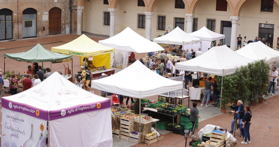 Mercato contadino riaperto