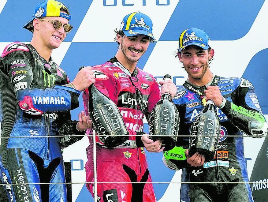 Bagnaia concede il bis, trionfa a Misano davanti al leader Quartararo e a Bastianini 