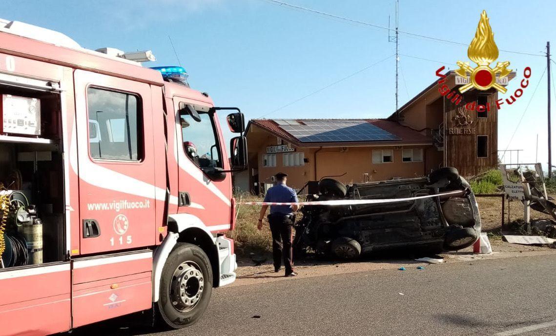 Schianto all’alba, muore a 27 anni 