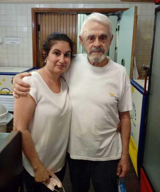 Antonio Giordani, 87 anni, da 33 gestore del ristorante dei bagni Pancaldi Acquaviva