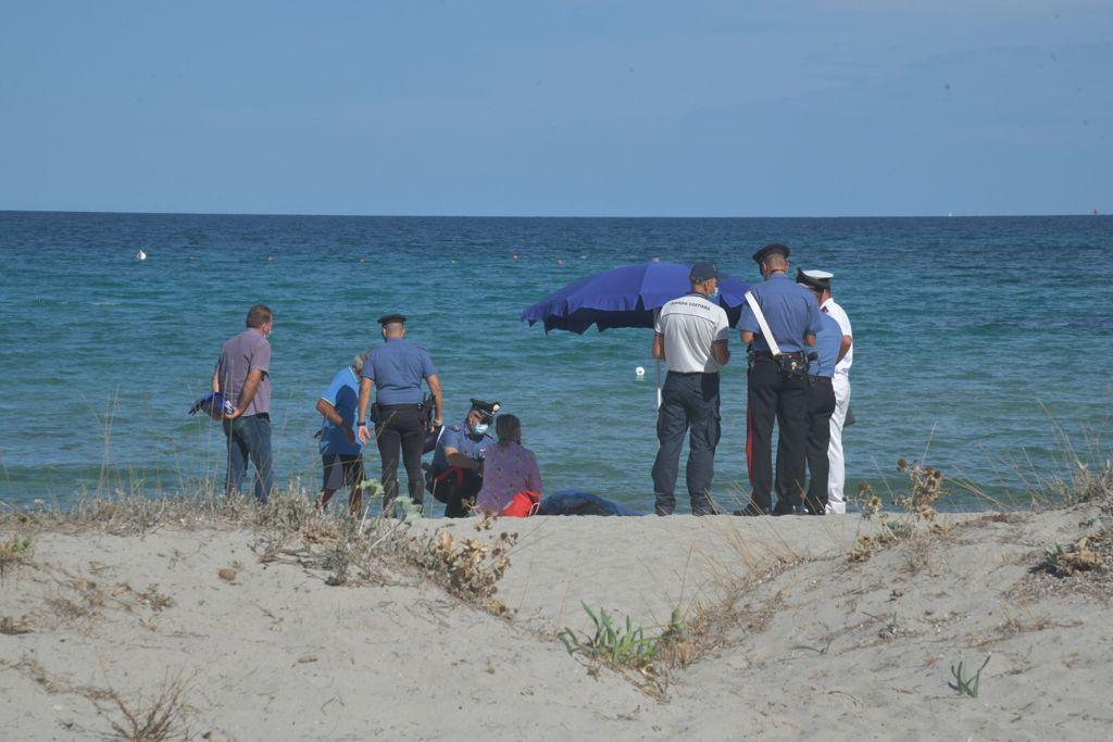 La tragedia nella spiaggia di La Plaia a Pittulongu (foto Vanna Sanna)