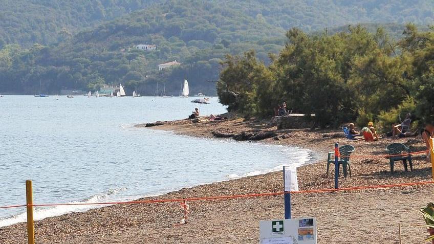 Reperti archeologici e bombe inesplose Parte la “caccia” nelle acque del golfo
