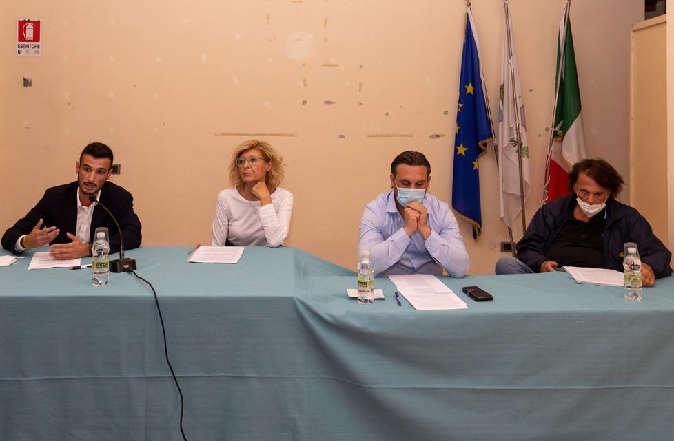 Il cardinale fa il pienone Oggi Schlein per Accorsi