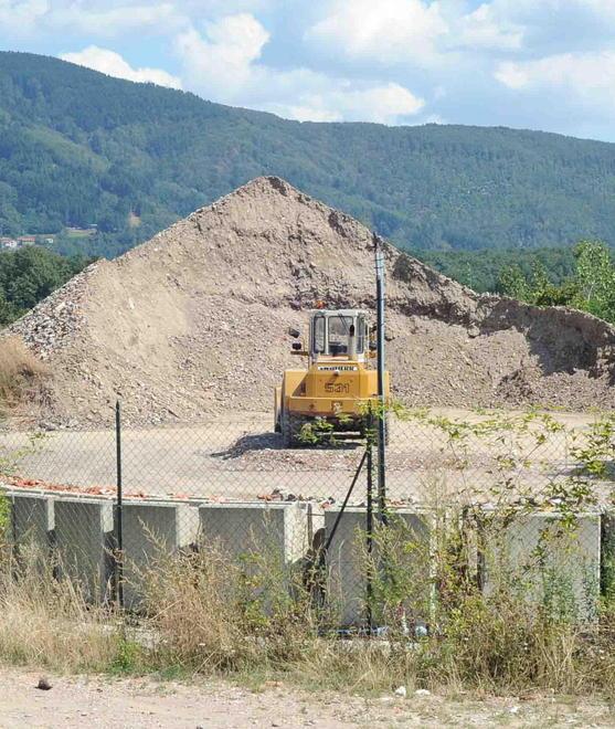 Il centro Clara è tornato a ricevere i rifiuti inerti