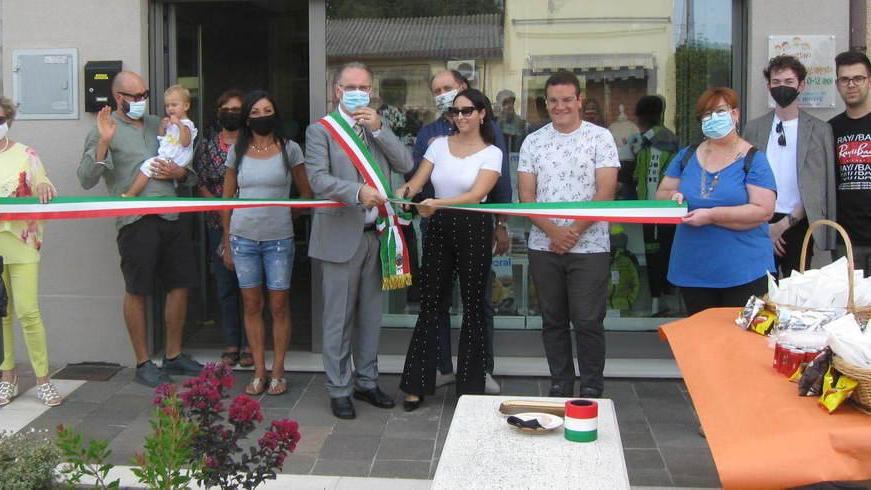 Un nuovo negozio in piazza