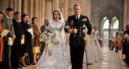 Alla notte degli Emmy trionfa “The Crown” Ovazione per Kate Winslet e i suoi omicidi 